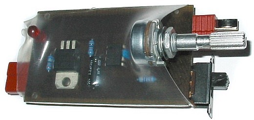 Rsgulátor v smršťovací bužirce